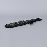 PU leren paddle met metalen spikes